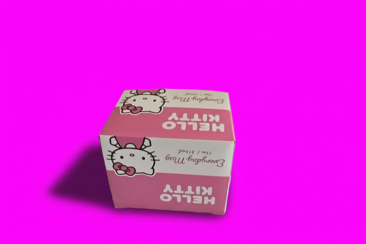 Original Hello Kitty „Everyday Mug“ – Pink-Blau gepunktet in Geschenkverpackung
